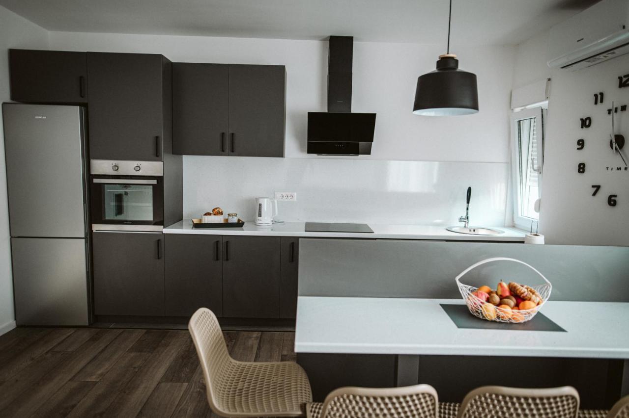 Hercegovina Apartments Мостар Экстерьер фото