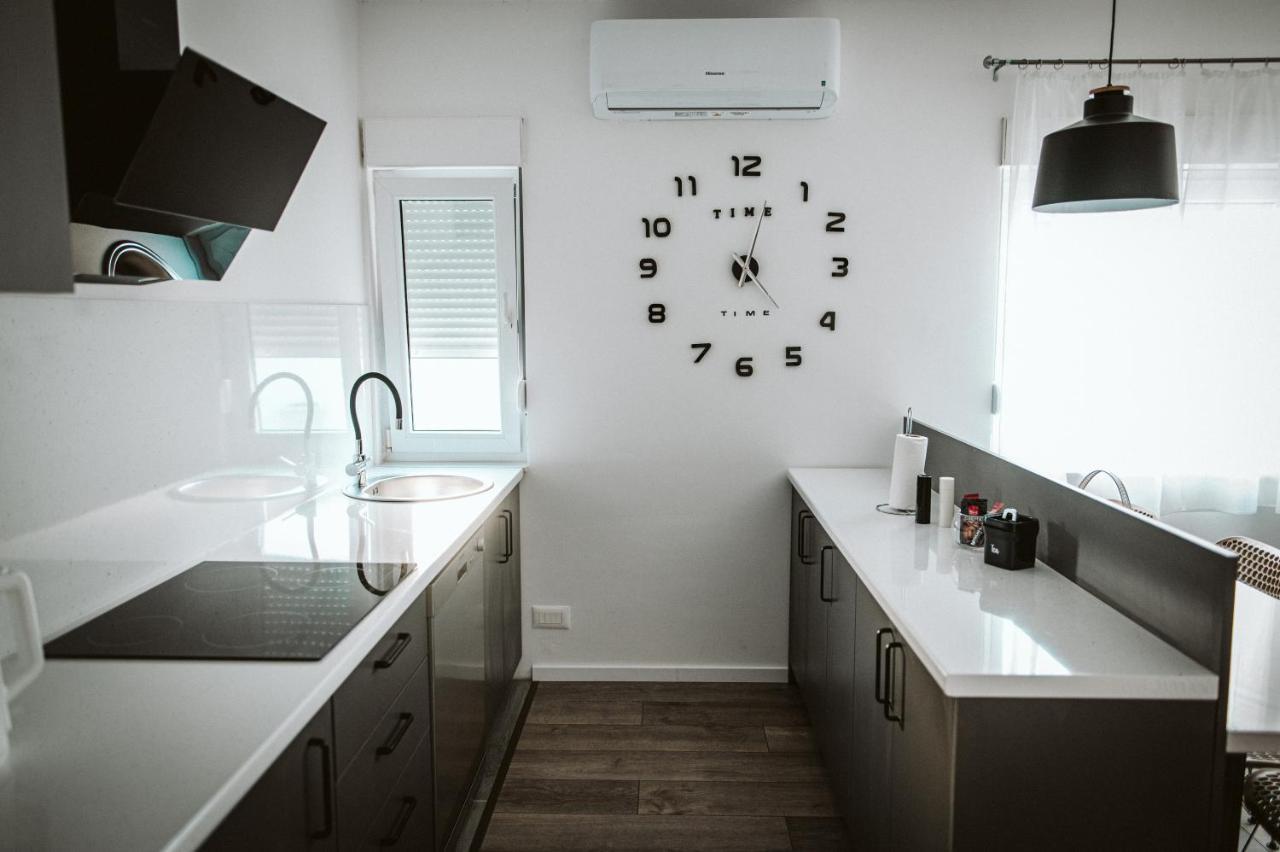 Hercegovina Apartments Мостар Экстерьер фото